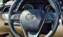 Toyota Camry toyota camry hybrid le 2019 zero