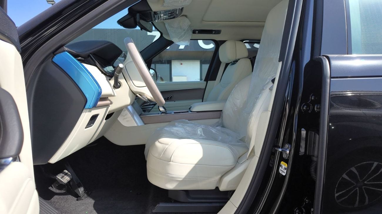 لاند روفر رينج روفر RANGE ROVER AUTOBIOGRAPHY P530