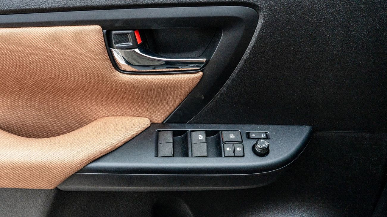 تويوتا فورتونر 2026 Toyota Fortuner GX 2.7L AT Petrol (Gray-Tan) 4WD