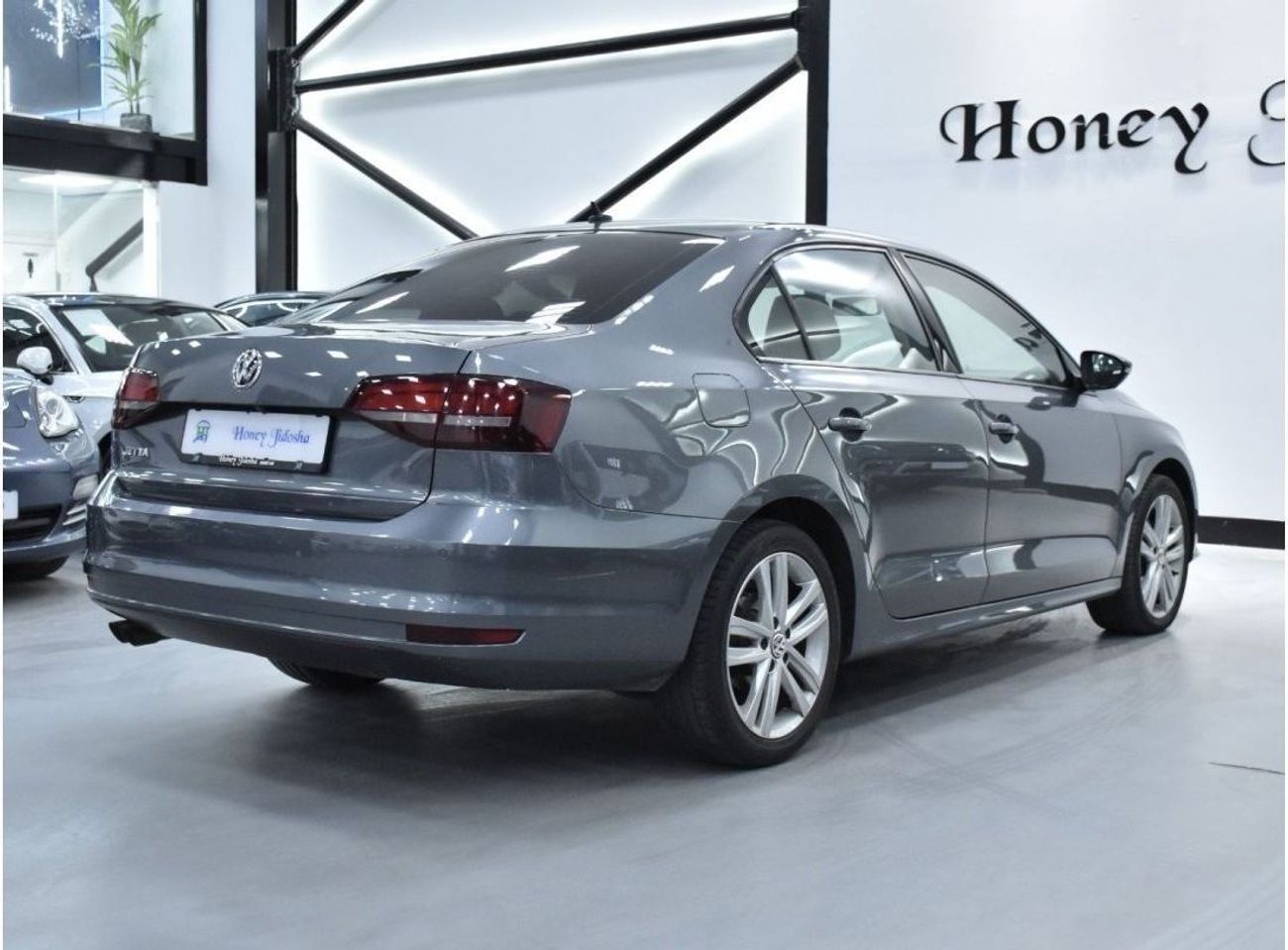 فولكس واجن جيتا EXCELLENT DEAL for our Volkswagen Jetta ( 2018 Model ) in Grey Color GCC Specs