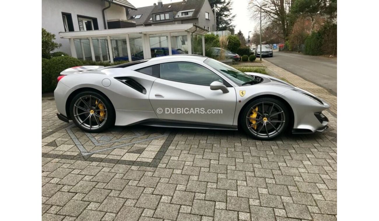 فيراري 488 PISTA/SPECIAL EDITION/SPECIAL CAR/RARE/2019/NEW CAR