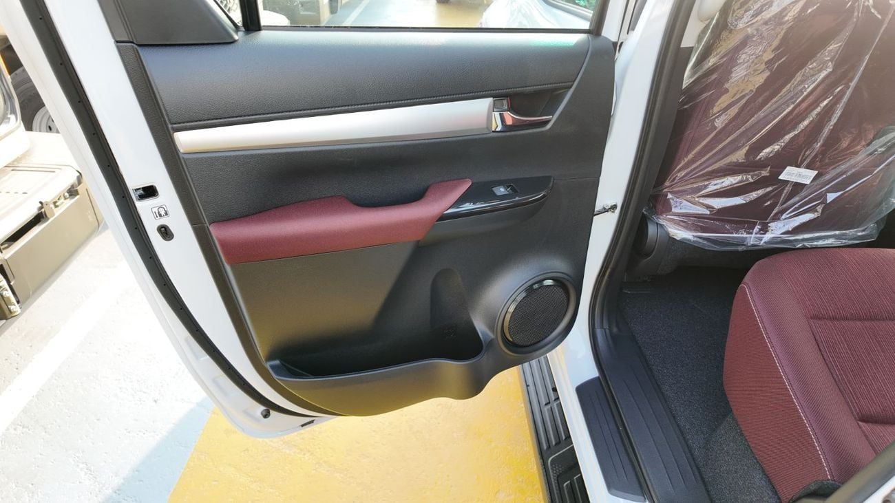 Toyota Hilux TOYOTA HILUX SR5 4.0 V6 4WD A/T 2026