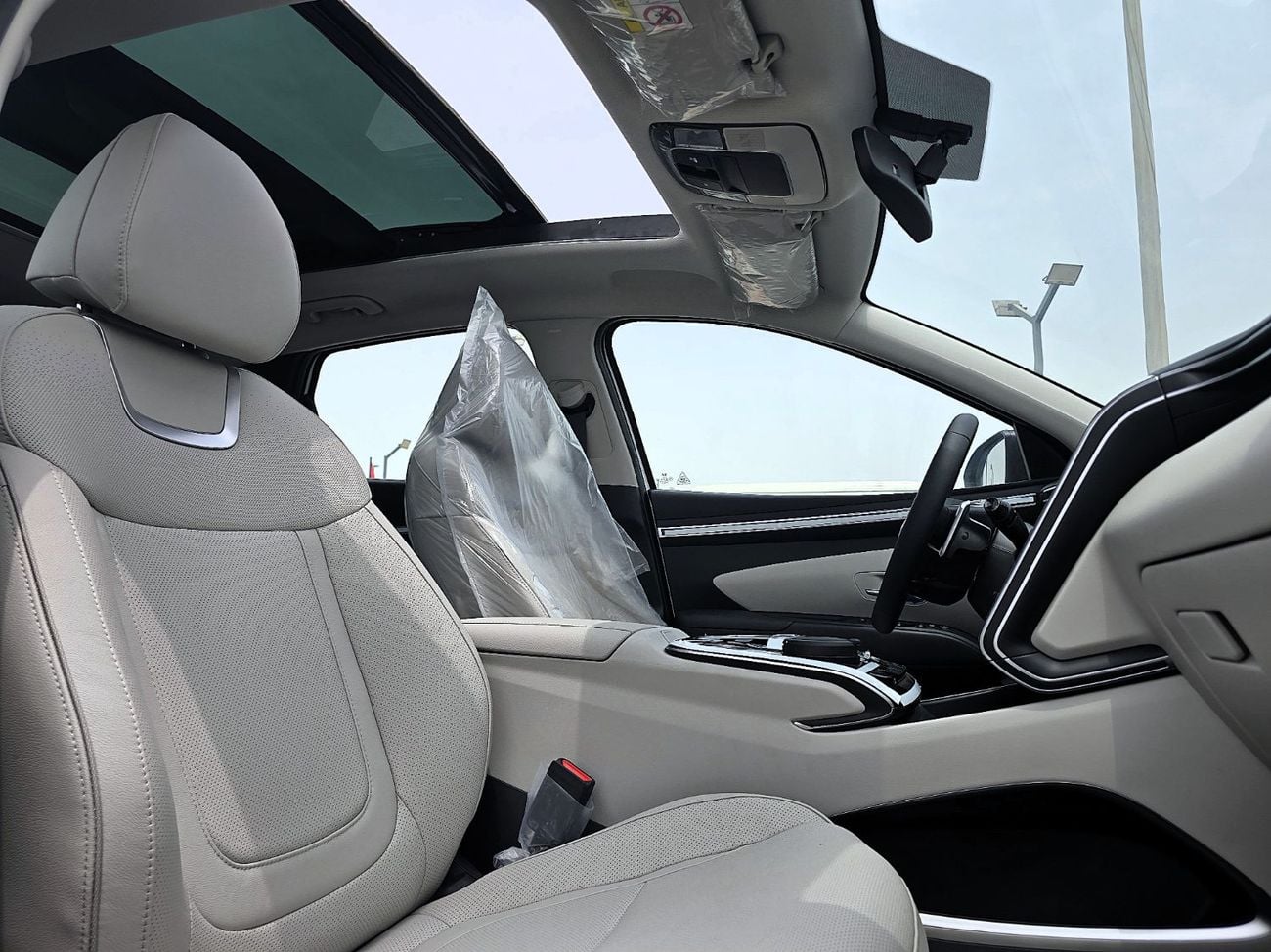 Hyundai Tucson COMFORT PLUS Hyundai Tucson  1.6T A/T FWD SUV White Color 2024 Model