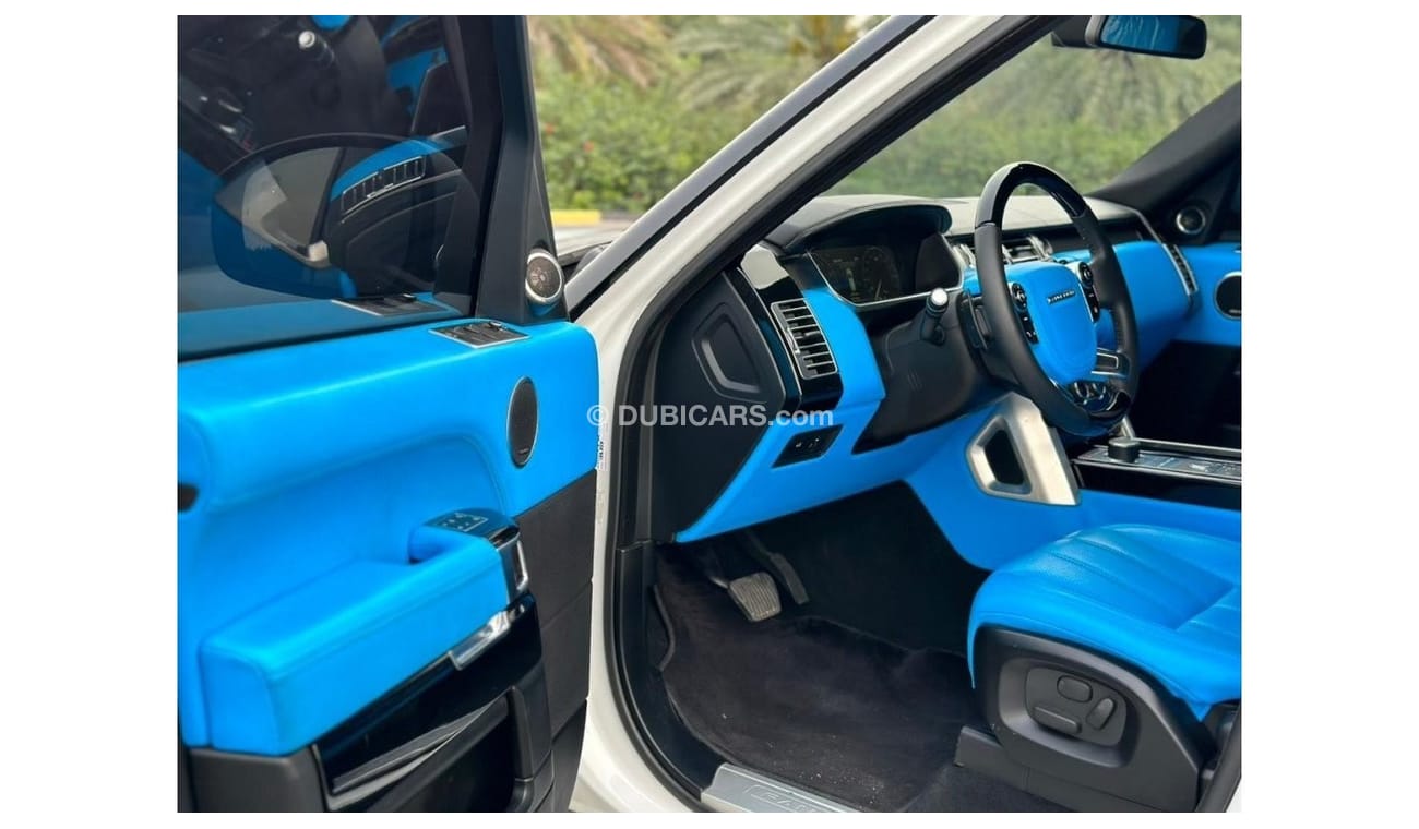 Land Rover Range Rover VOGUE HSE 2015 V8 GCC ORIGINAL PAINT // ACCIDENTS FREE // WELL MAINTAINED