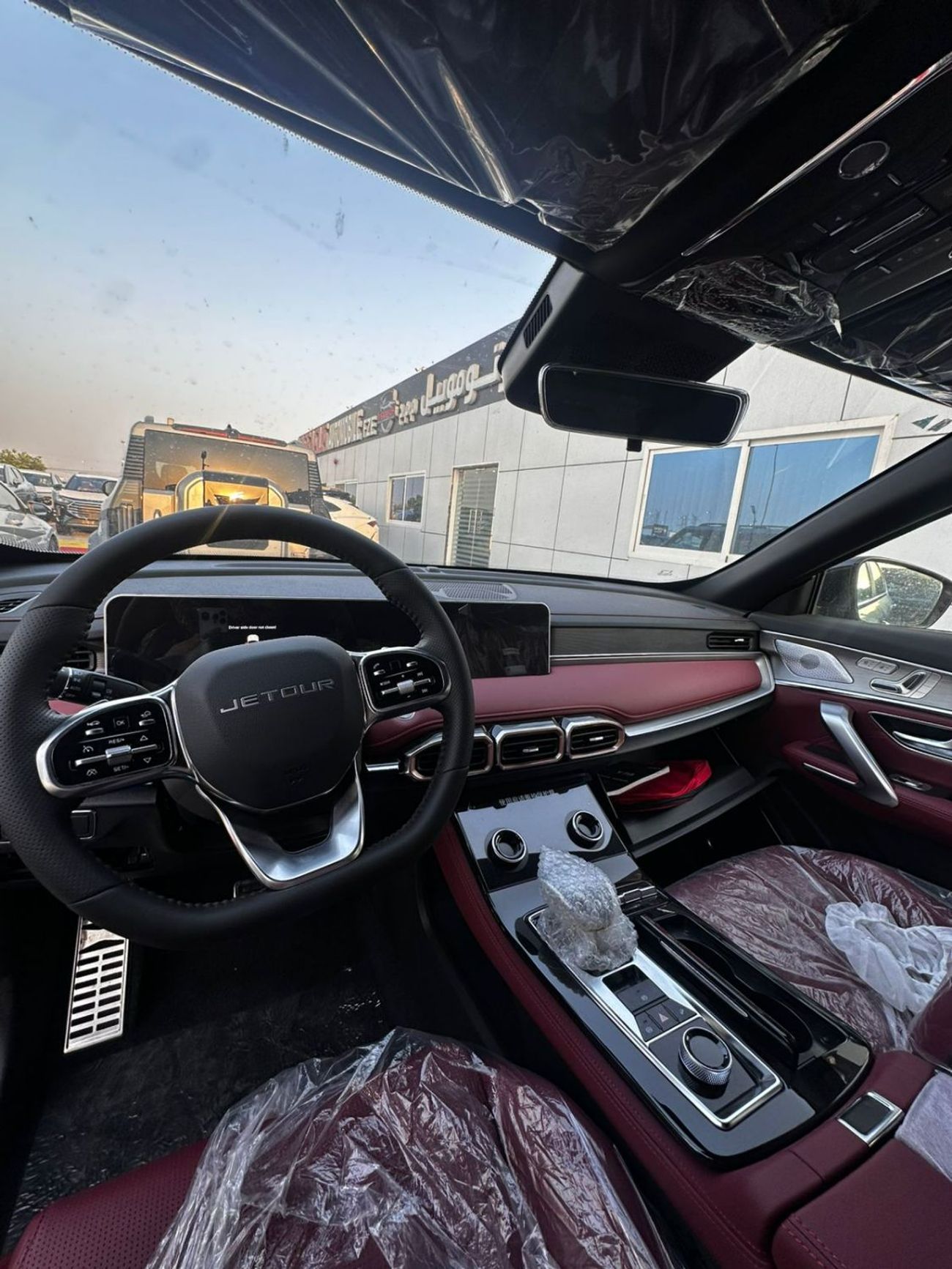 جيتور X70 JETOUR X70 PLUS LUXURY 1.6L PETROL 2025 7STR