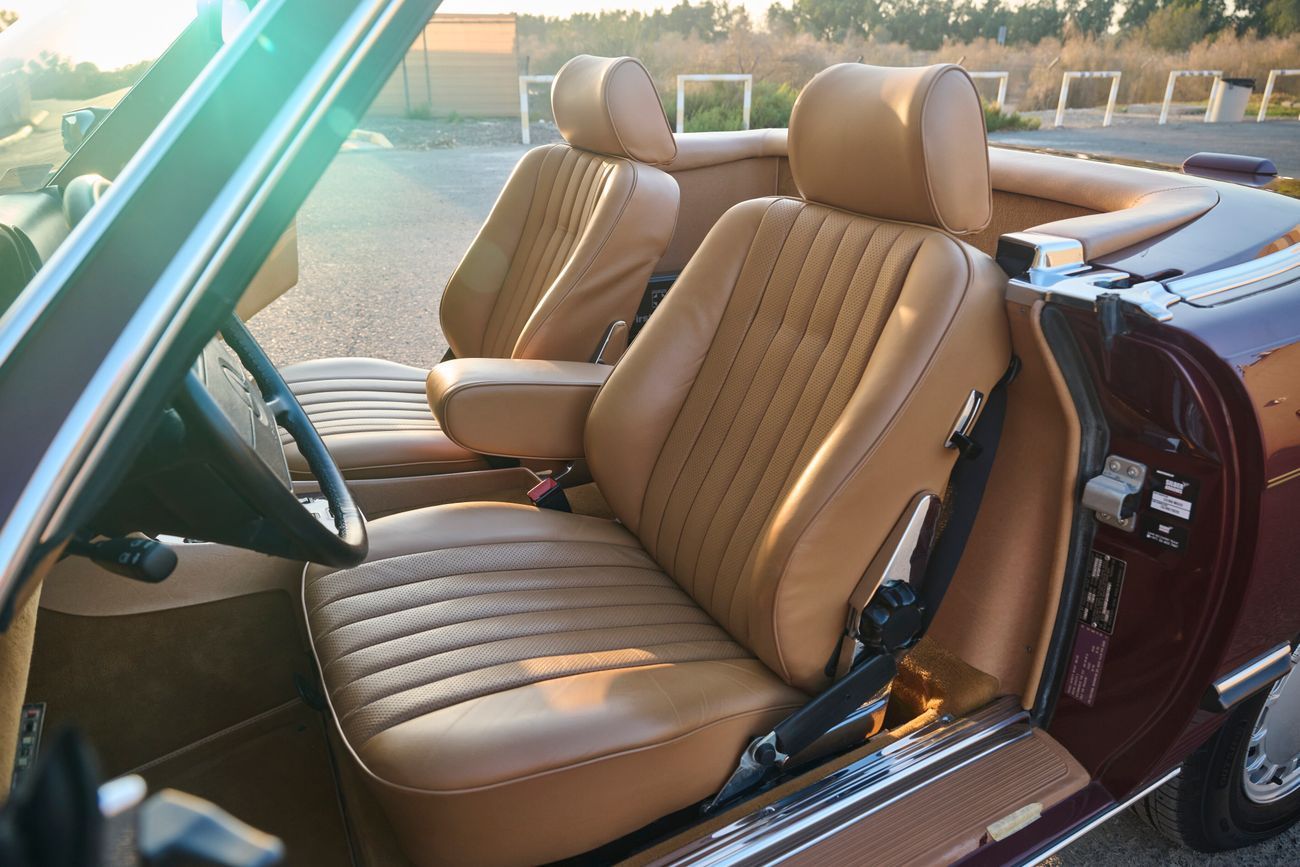 Mercedes-Benz SL 560 - 23,000 Original Kilometres