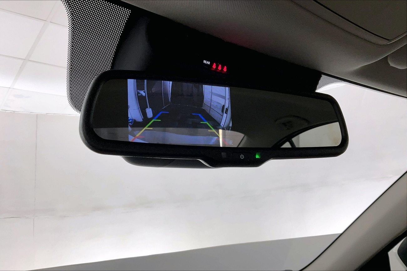 تويوتا يارس SE / E | ضمان مجاني لمدة عام | 0 دفعة أولى