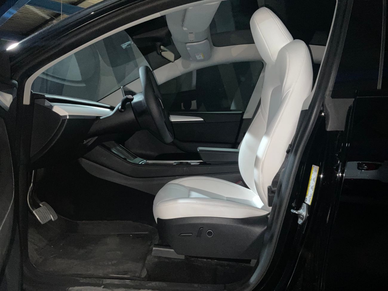 تسلا موديل Y Performance (Dual Motor) | upto AED 20,000 Ramadan Discount | شامل الضمان | 0 ﺪﻔﻋﺓ ﺃﻮﻟﻯ