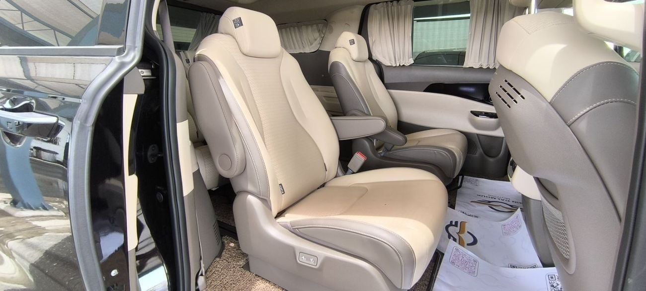 Kia Carnival KIA CARNIVAL HI LIMOUSINE