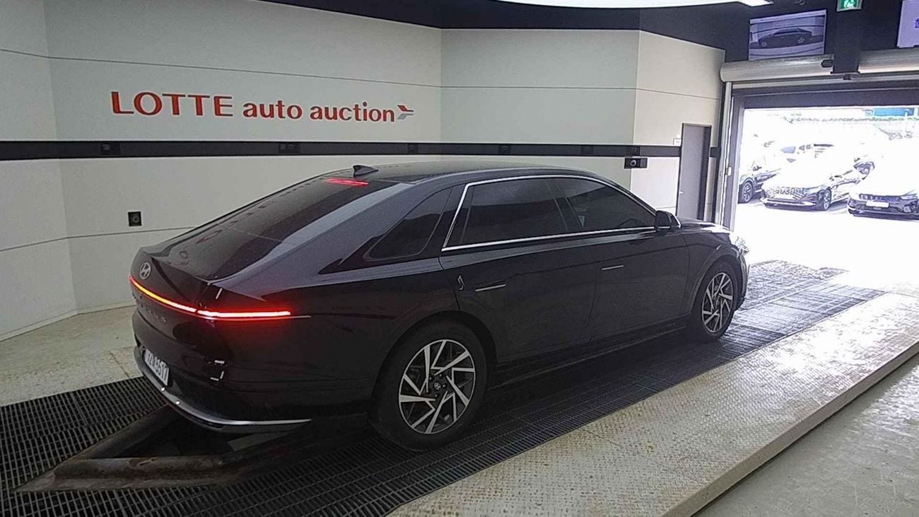 هيونداي أزيرا 2023 HYUNDAI GRANDEUR (AZERA) 2.5CC EXCLUSIVE