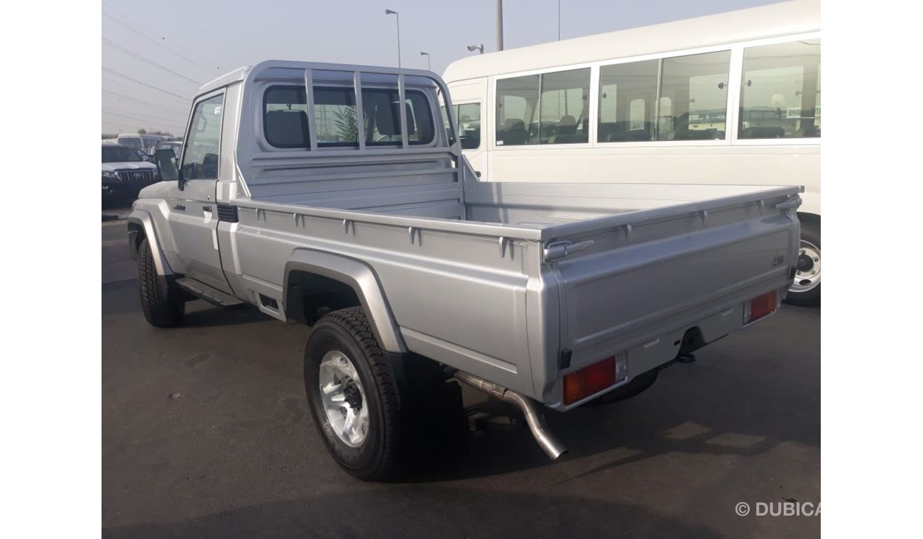 Toyota Land Cruiser Pick Up 4.2L DIESEL V6 LC 79 PICK UP 2019