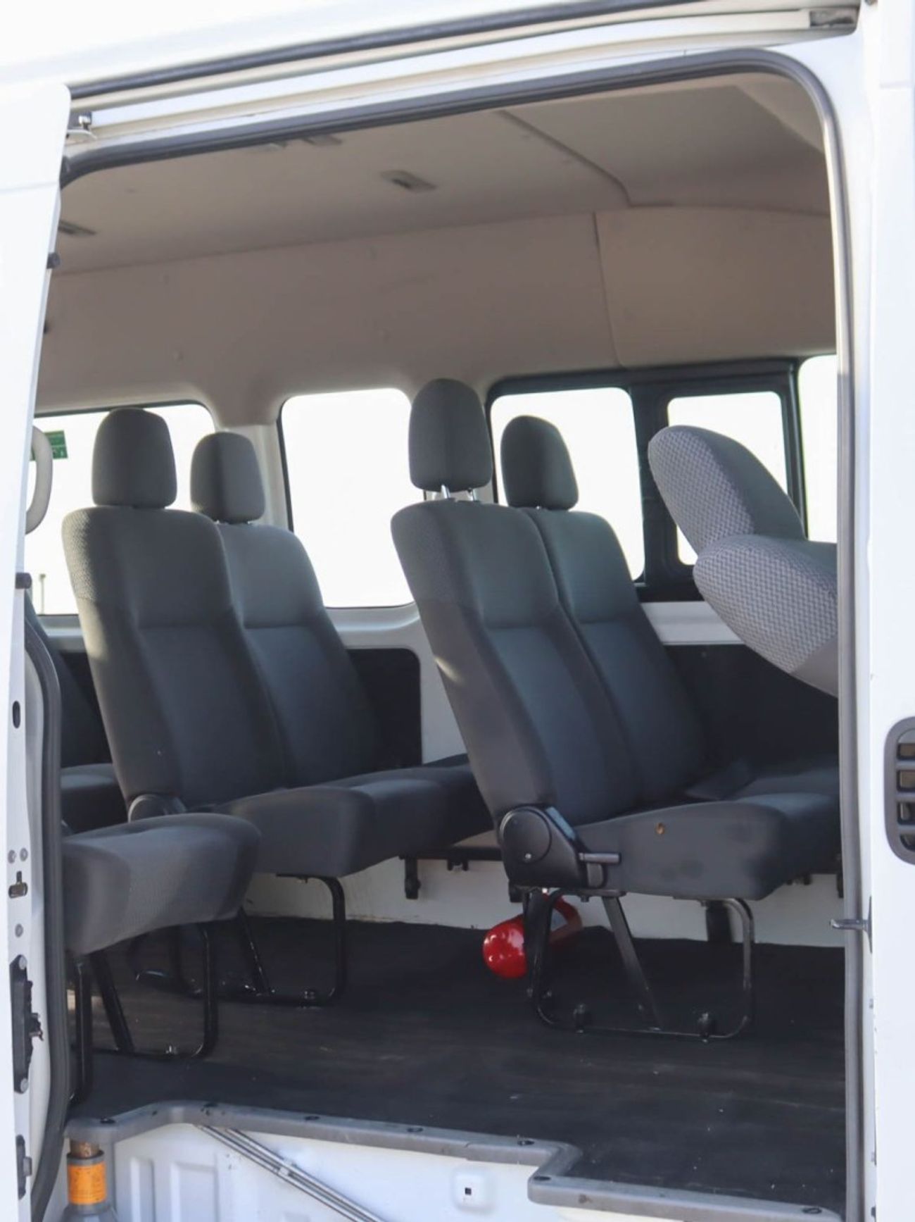Nissan Urvan Std 2.5L (15 Seater) Nissan Urvan 2.5L 2021 GCC Original Paint accident-free, in excellent condition