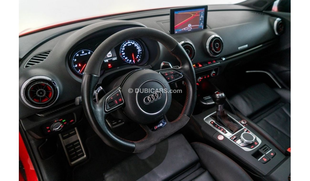 Audi RS3 TFSI quattro 2016 Audi RS3  / Catalunya Red / High Spec!