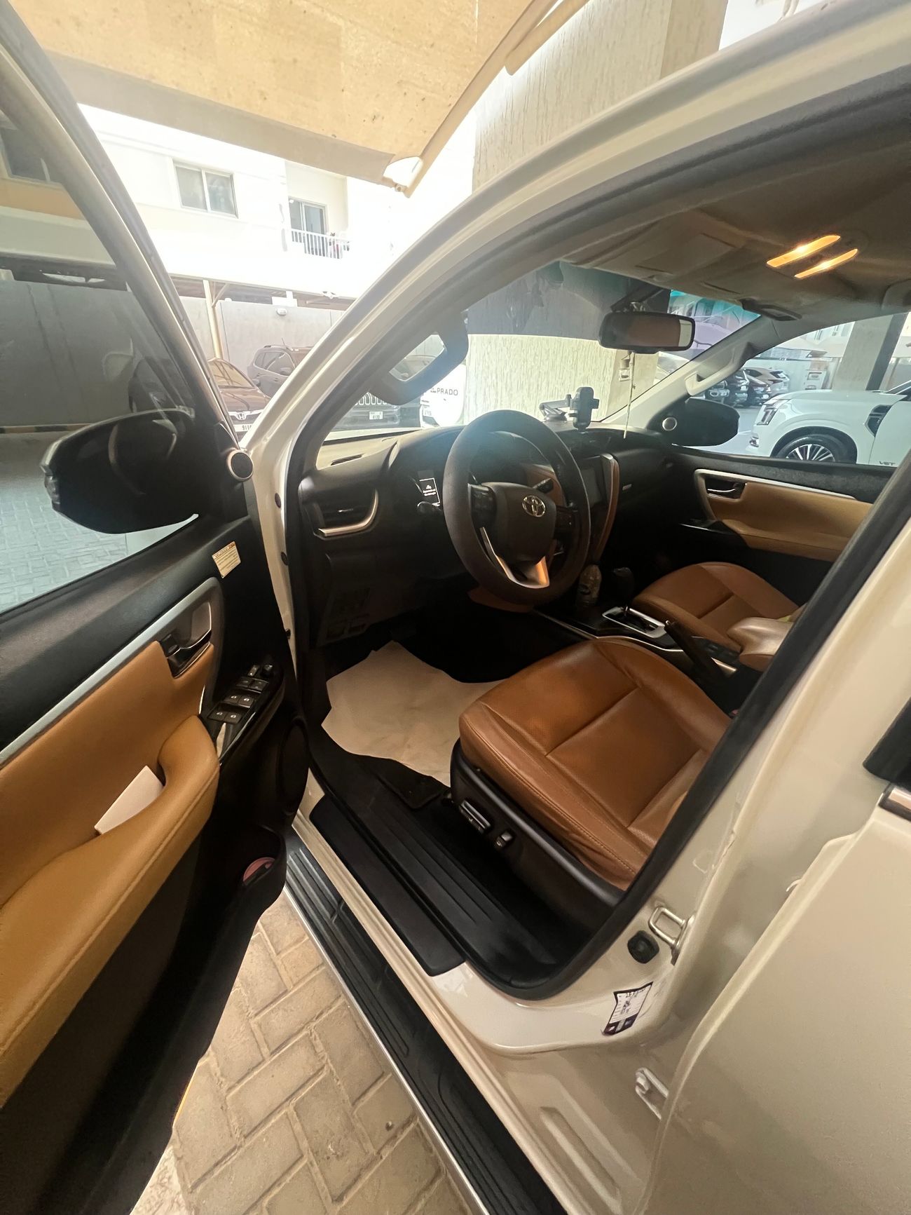 تويوتا فورتونر VXR 4.L,First owner, service history