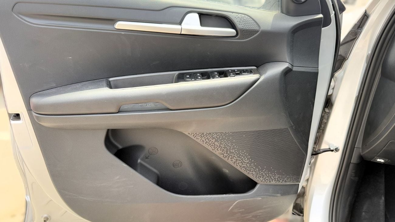 كيا سونیٹ Kia Sonet Kia Sonet 1.5L Petrol FWD 2025YM