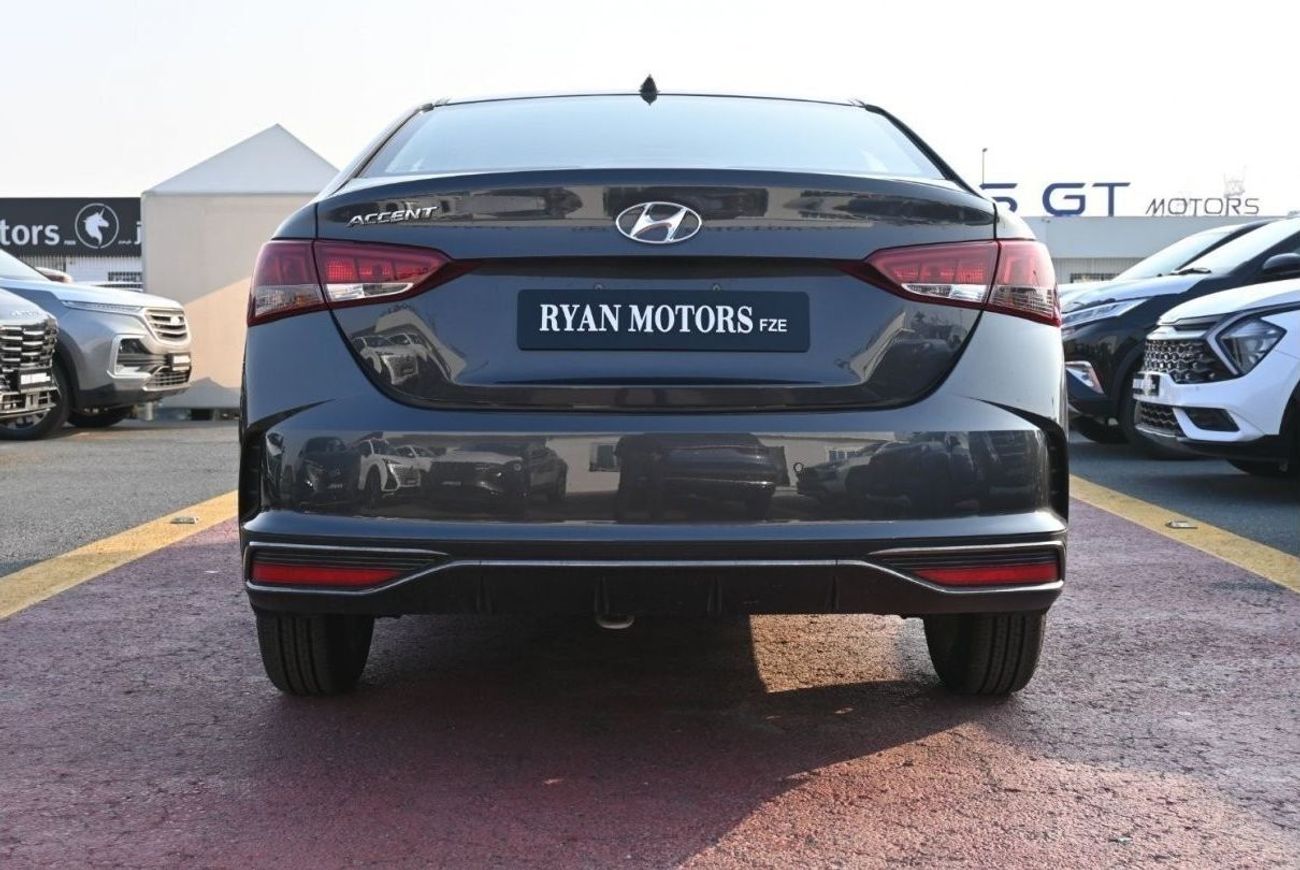 Hyundai Accent Hyundai Accent 1.4L Petrol Basic Option, FWD, Color Grey, Model 2023