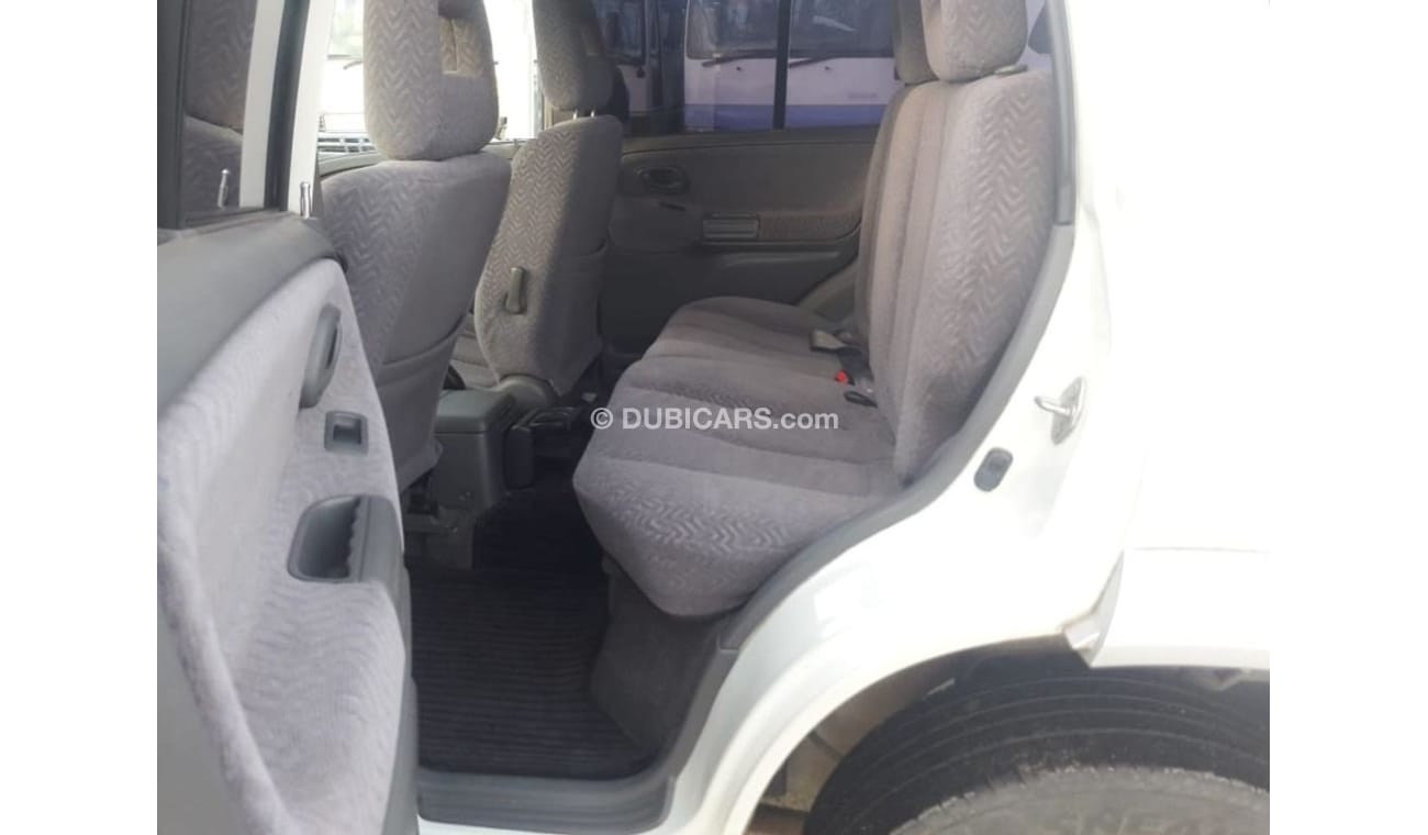 سوزوكي إيسكودو Suzuki Escudo RIGHT HAND DRIVE (Stock no PM 262)