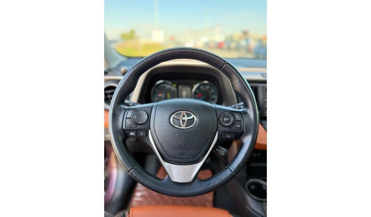 تويوتا راف ٤ Hybrid TOYOTA RAV4  XLE 2.5L