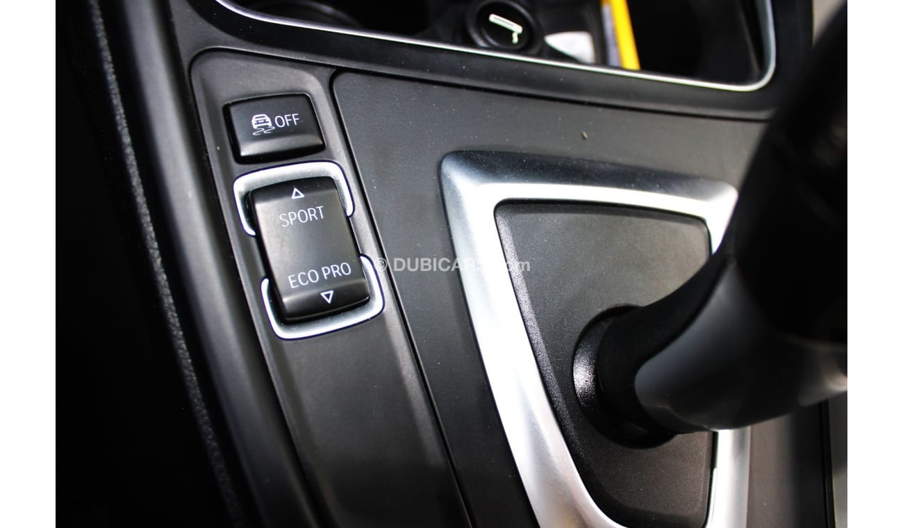 BMW 318i Exclusive BMW I318 GCC 2018 in excellent condition