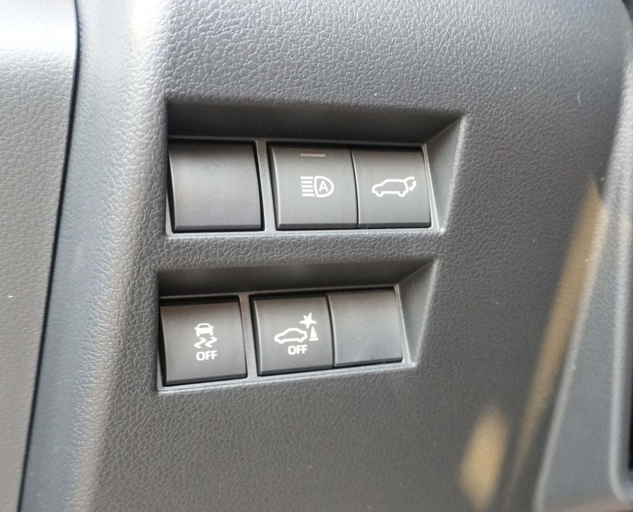 Toyota Land Cruiser 3.5T VXR Hybrid