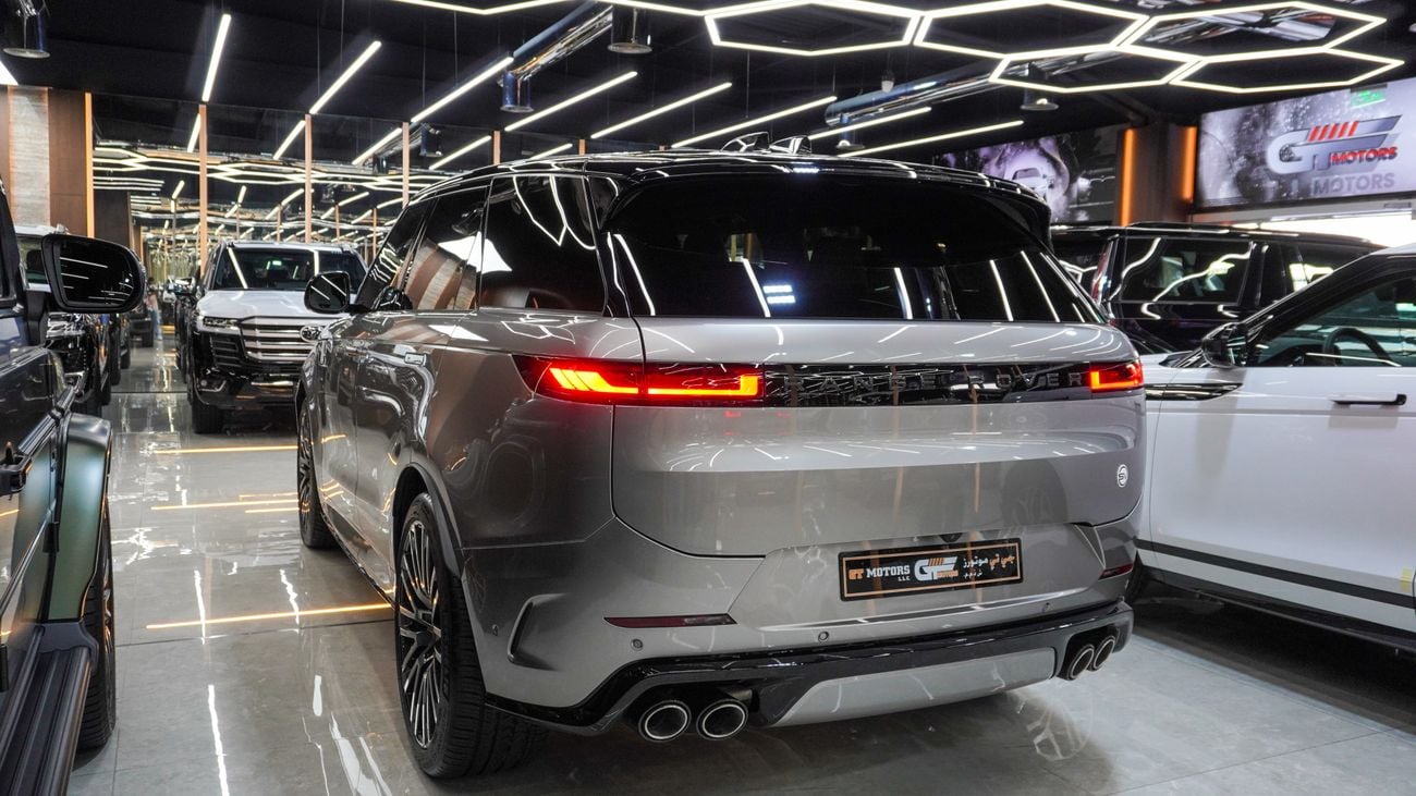 Land Rover Range Rover SVR