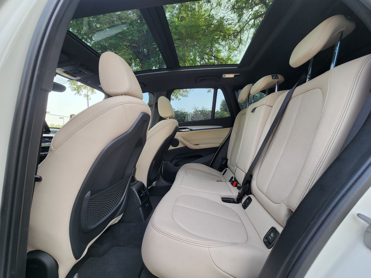 بي أم دبليو X1 sDrive 20i Sport Line 2.0L