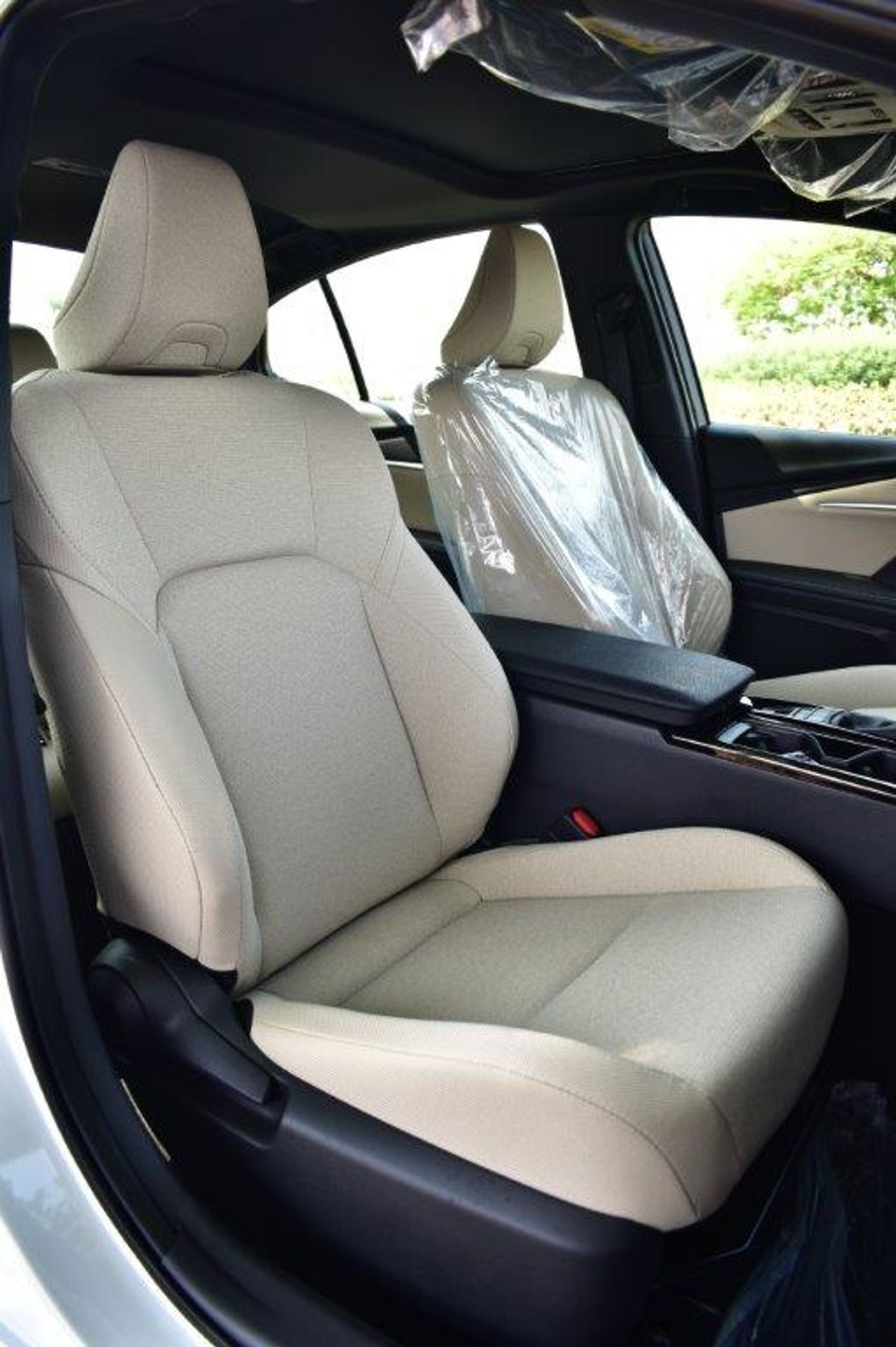 Toyota Camry 2025 TOYOTA CAMRY HYBRID LE-G 2.5L 5-SEATER ECVT-EURO 4 (ONLY FOR EXPORT)