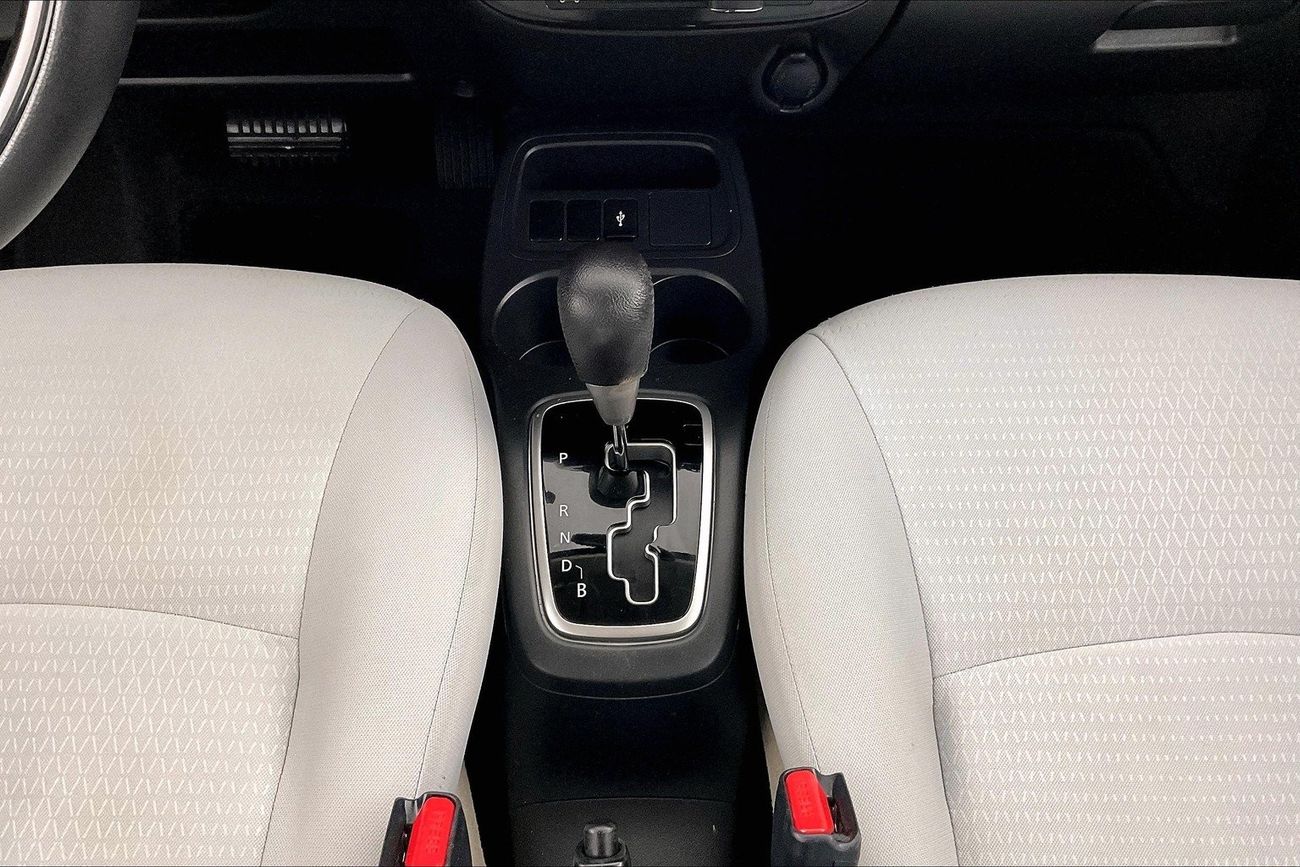 أم جي RX8 Standard | شامل الضمان | 0 ﺪﻔﻋﺓ ﺃﻮﻟﻯ