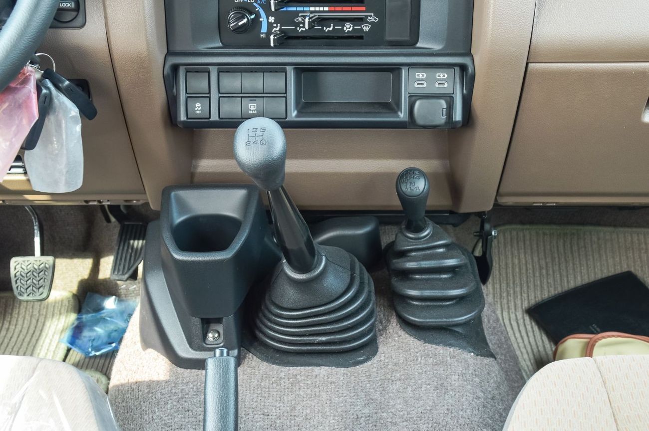 Toyota Land Cruiser 70 LX76 V8 4.5L DSL New Shape 2024YM