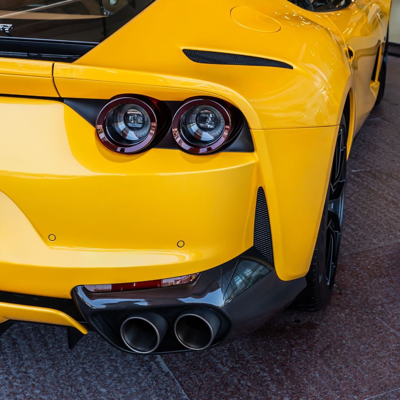فيراري 812 GTS SUPERFAST
