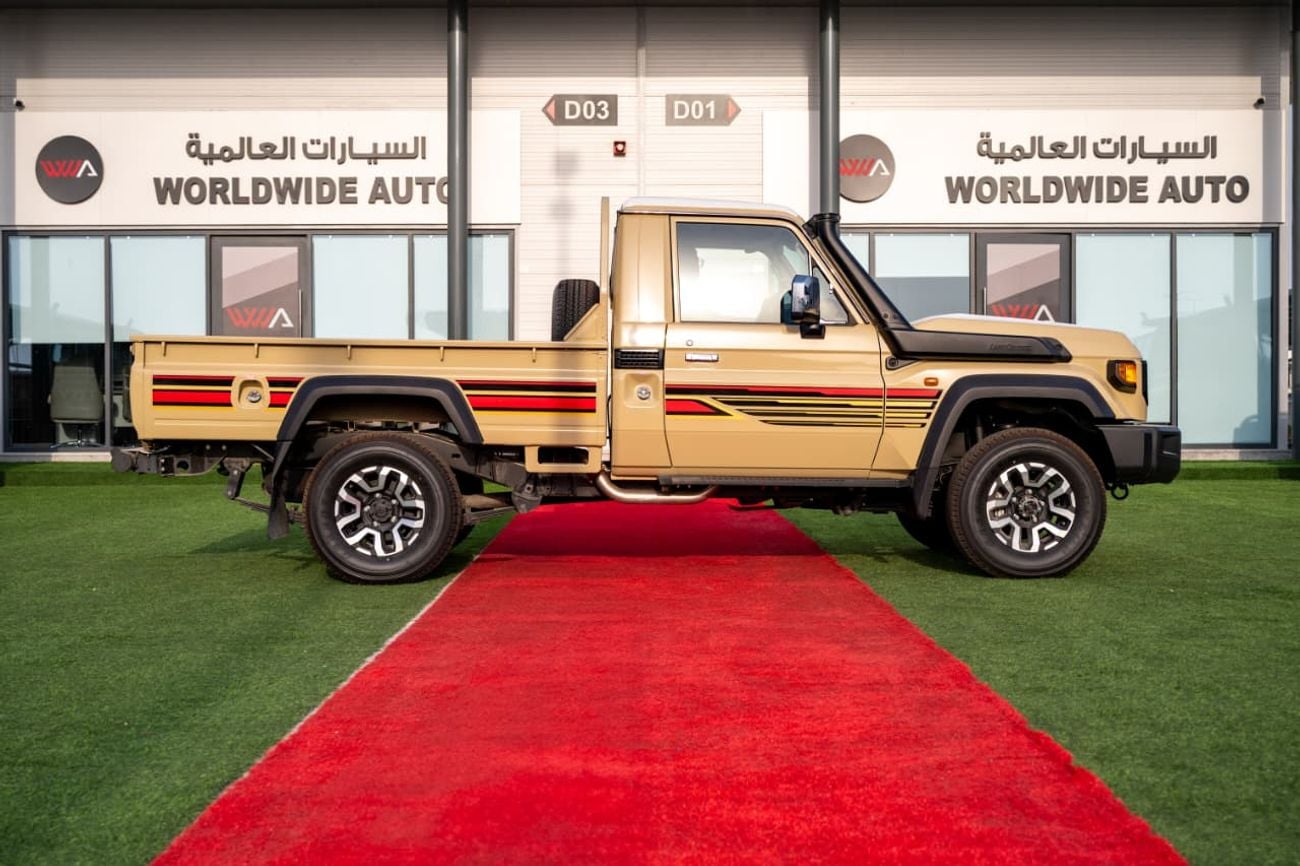 تويوتا لاند كروزر بيك آب Toyota LC79 2.8L T Diesel Automatic Z1 Full Option 2025