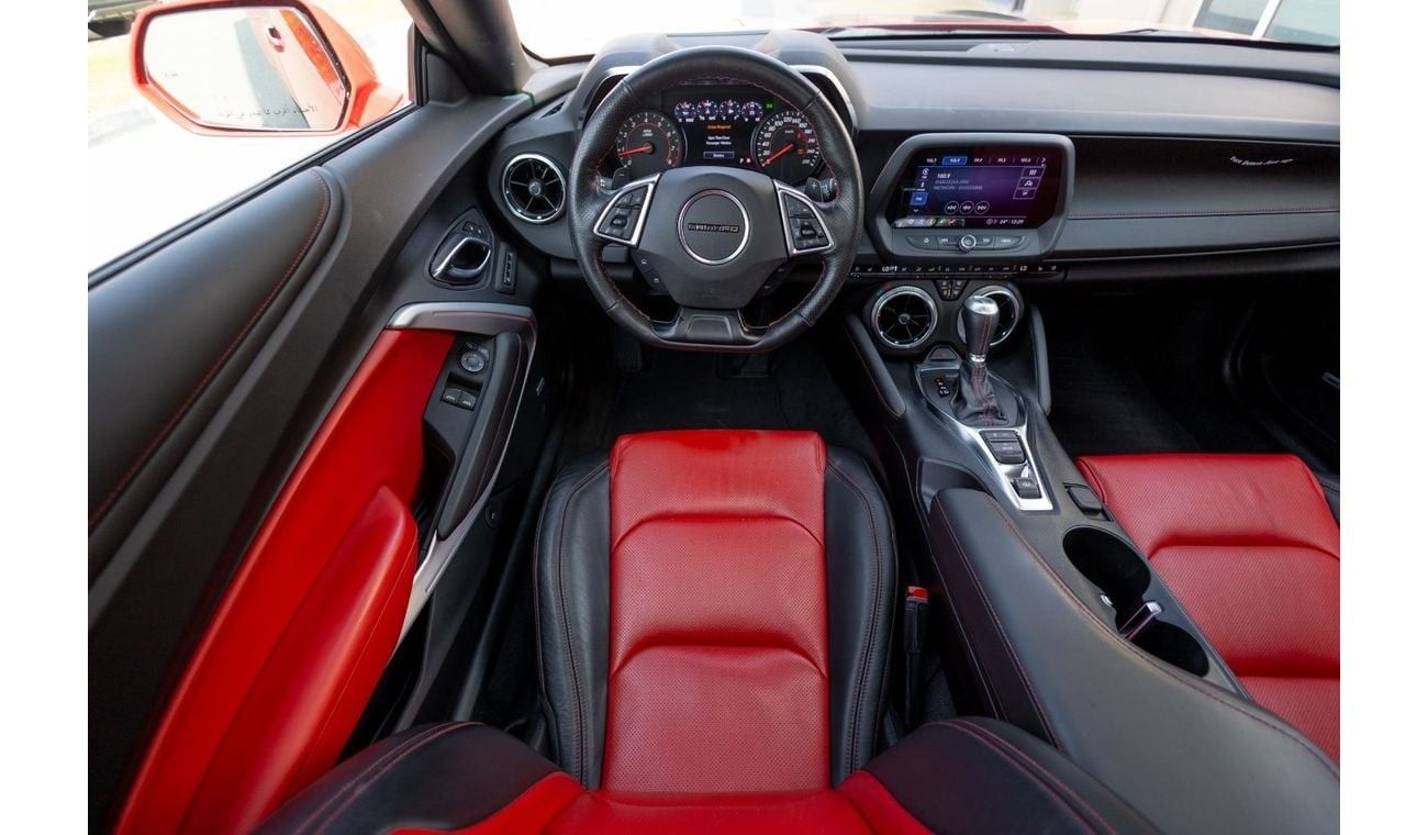 شيفروليه كامارو Chevrolet Camaro RS 2022 GCC under Agency Warranty with Flexible Down-Payment.