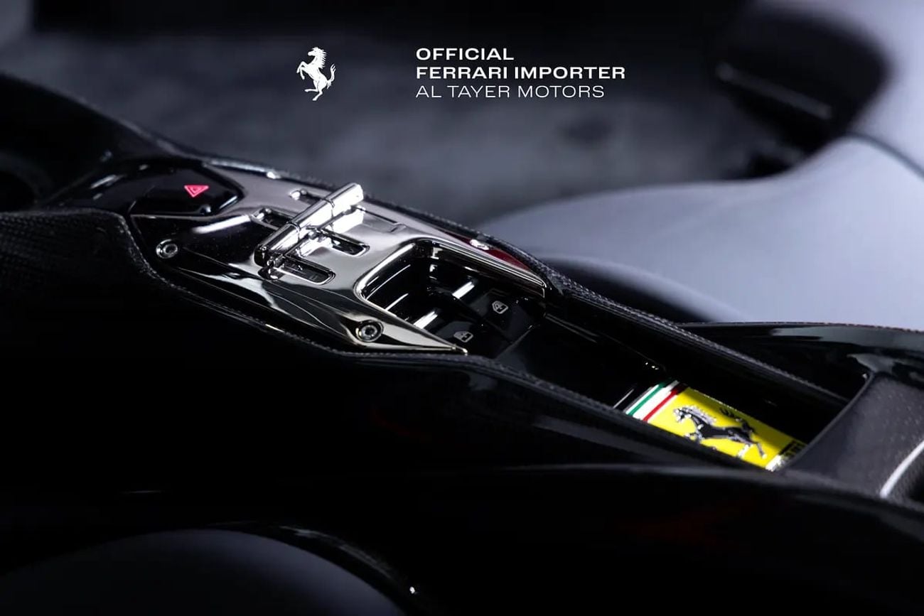 فيراري SF90 ستراديل SF90 “Assetto Fiorano”