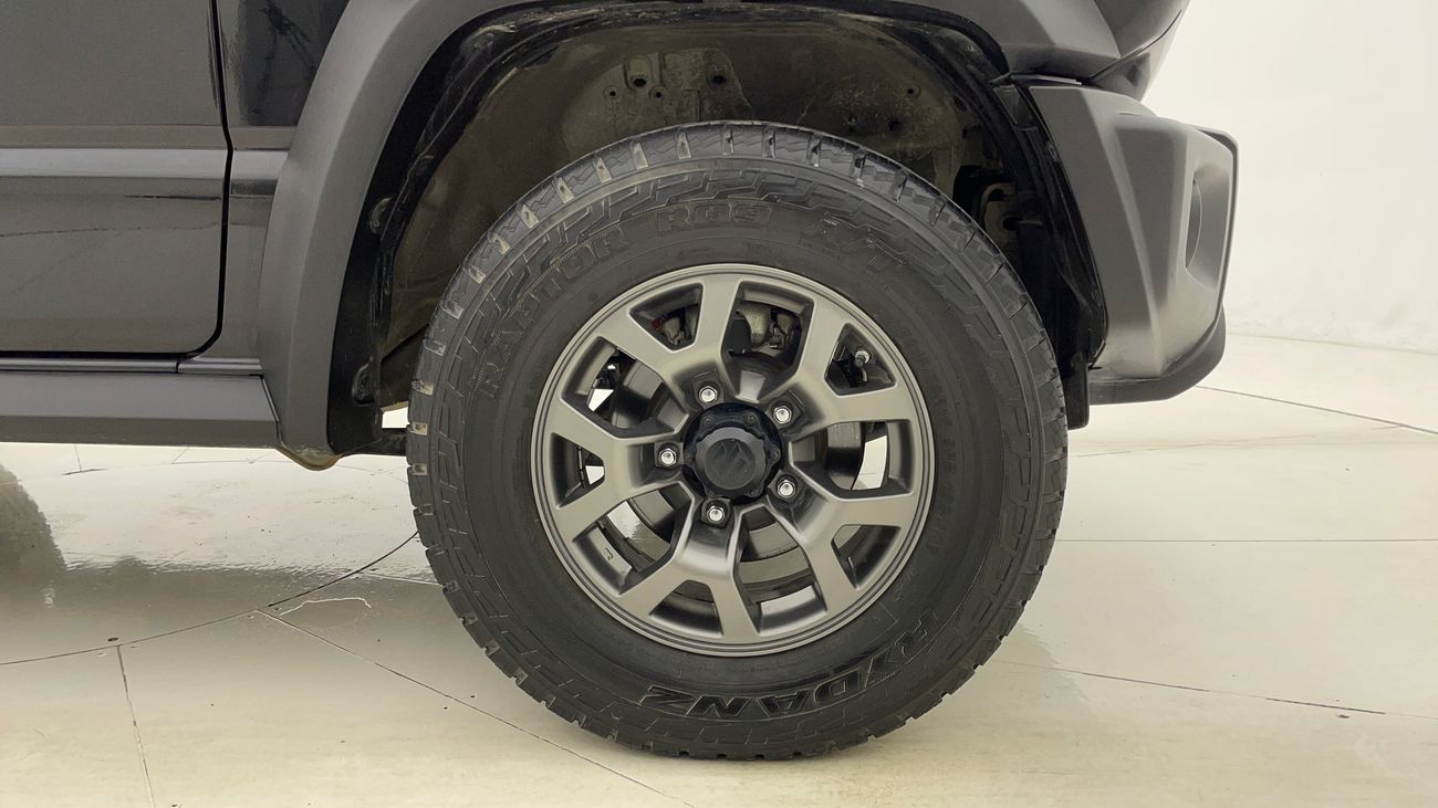 سوزوكي جيمني GL 1.5 | بدون دفعة مقدمة | اختبار القيادة في المنزل