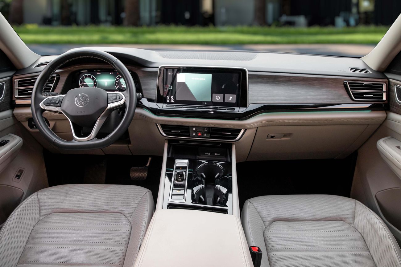 Volkswagen Teramont Teramont Comfortline | 2,938 P.M | 0% Downpayment | Excellent Condition!