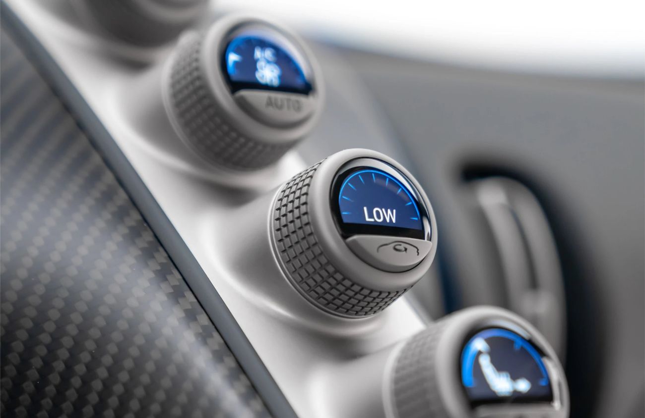 بوغاتي ديفو 8.0L W-16 Quad-Turbocharged Engine | Warranty