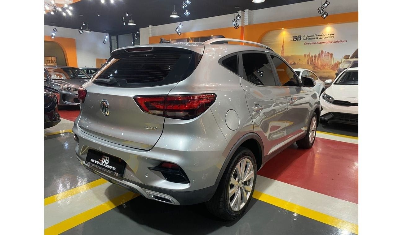 MG ZS
