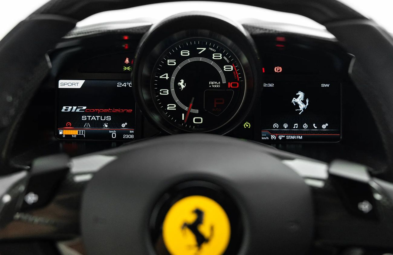 فيراري 812 كومبيتيزون 6.5L V12 Naturally Aspirated Engine