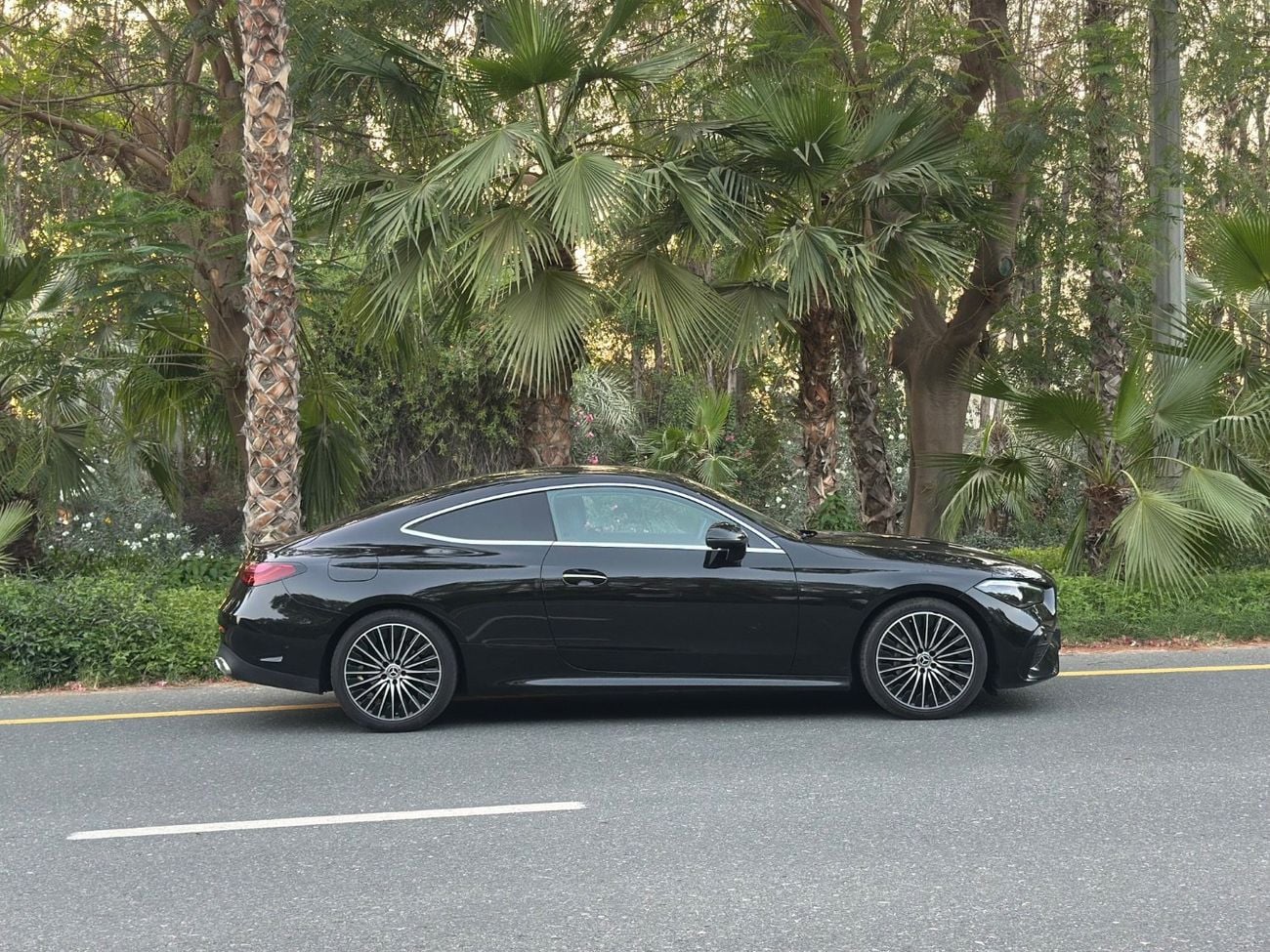 Mercedes Benz CLE 200 Coupe 2025 CLE 220d | 2.0L Diesel 4-cylinder | 220 HP | Like New