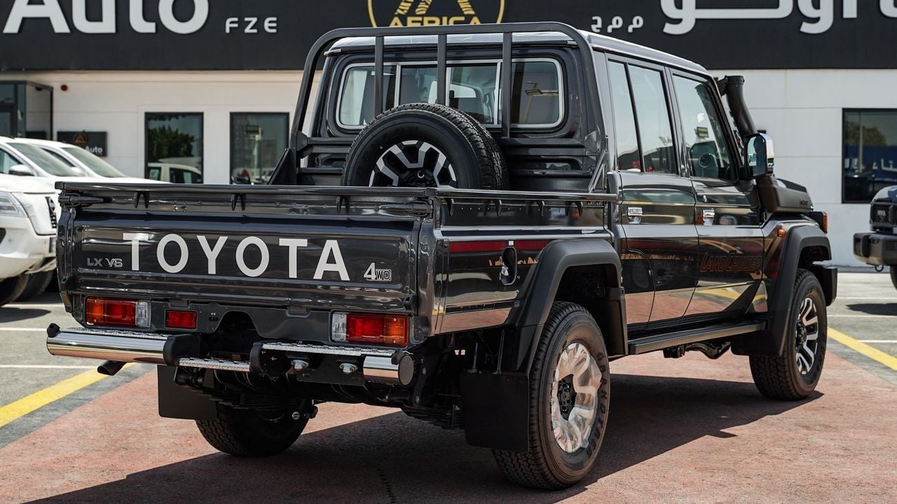 تويوتا لاند كروزر بيك آب LC79 4.0 PETROL AT 2026 FULL