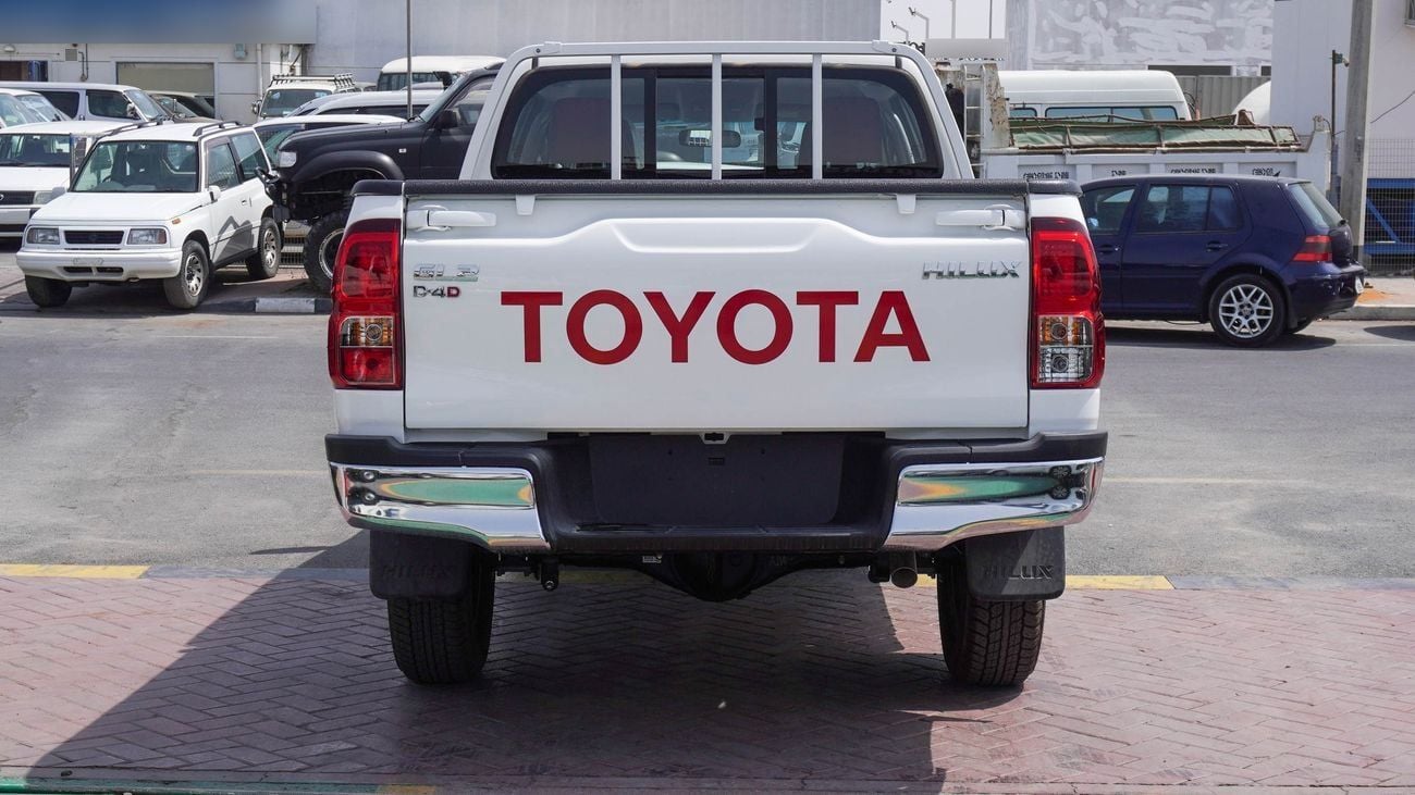 Toyota Hilux GLX GL-2 D-4D  2.4L Diesel