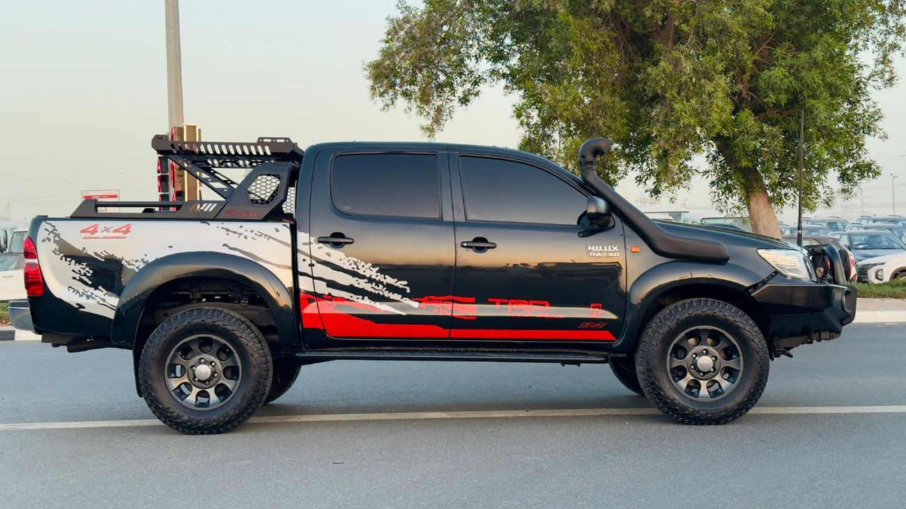 تويوتا هيلوكس DOUBLE CABIN | 2014 | 3000CC DIESEL ENGINE | 4WD | RHD | AUTOMATIC TRANSMISSION