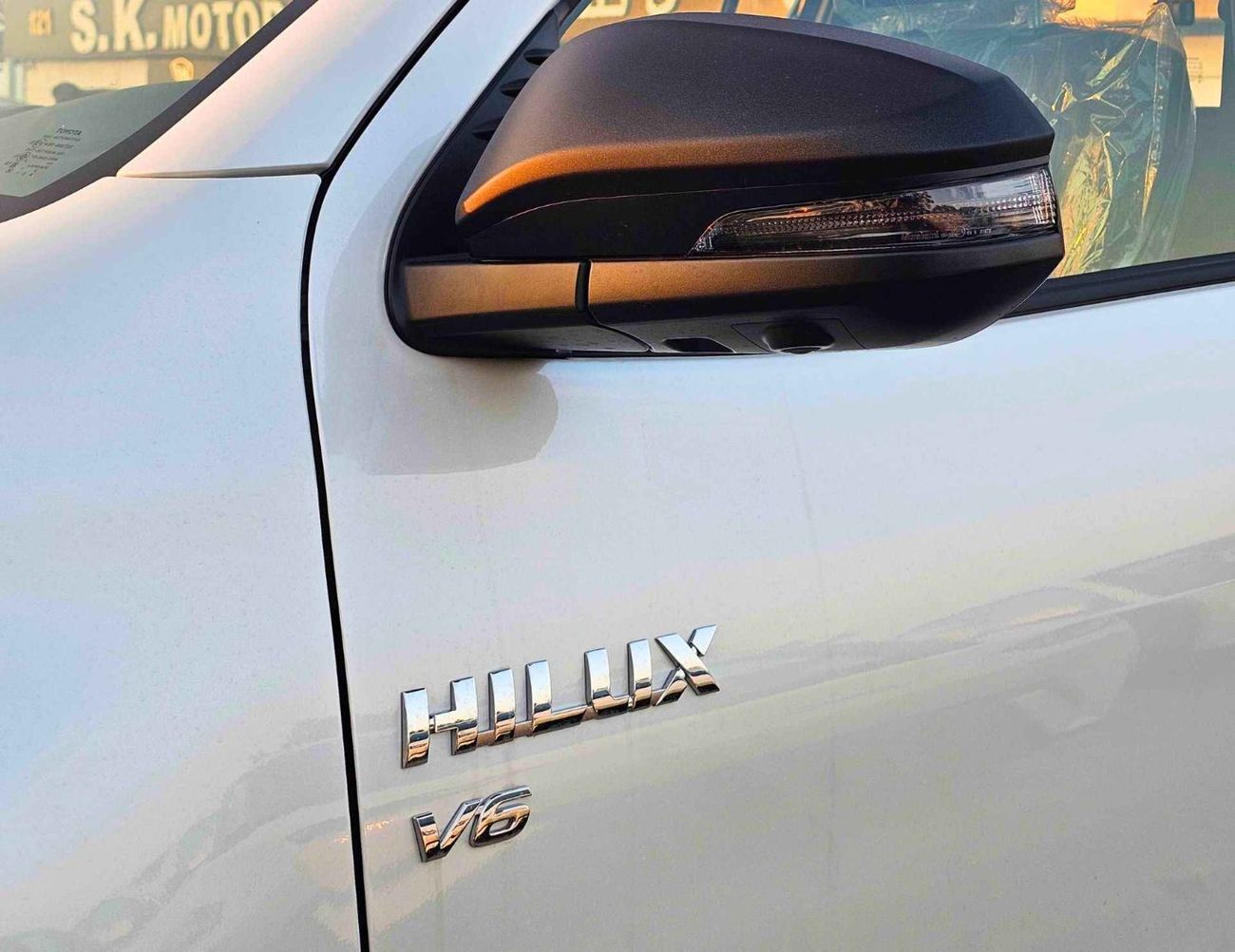 تويوتا هيلوكس ADVENTURE WIDE BODY | 4.0L V6 PETROL | 360 CAMERA | BLIND SPOT | BULLBAR | OVER FENDER | CODE # HPV6