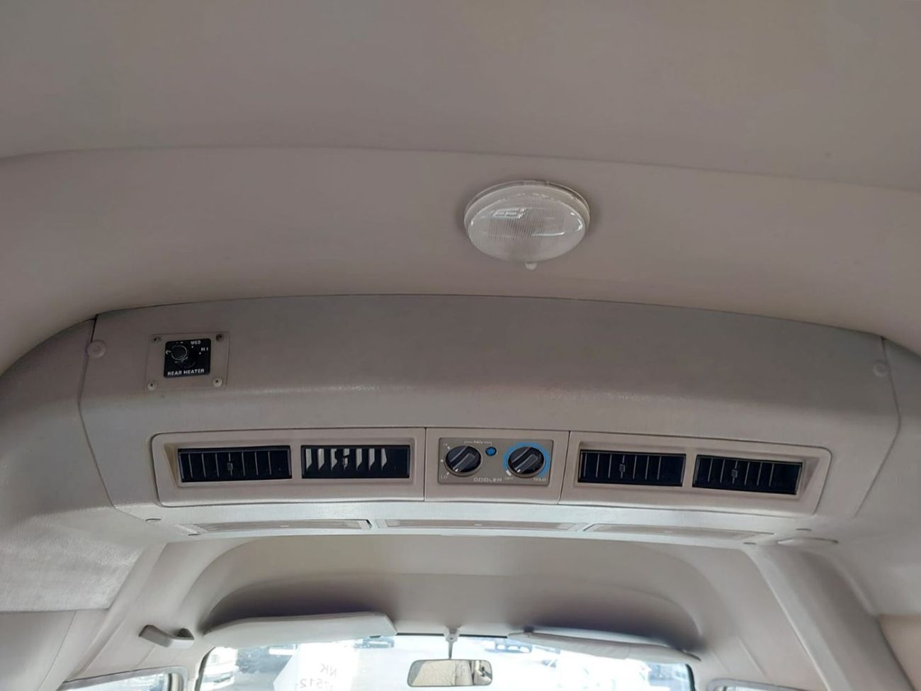 نيسان كارافان NISSAN CARAVAN VAN RHD 1999 MODEL 3.1 L DIESEL AUTOMATIC(PM07780)