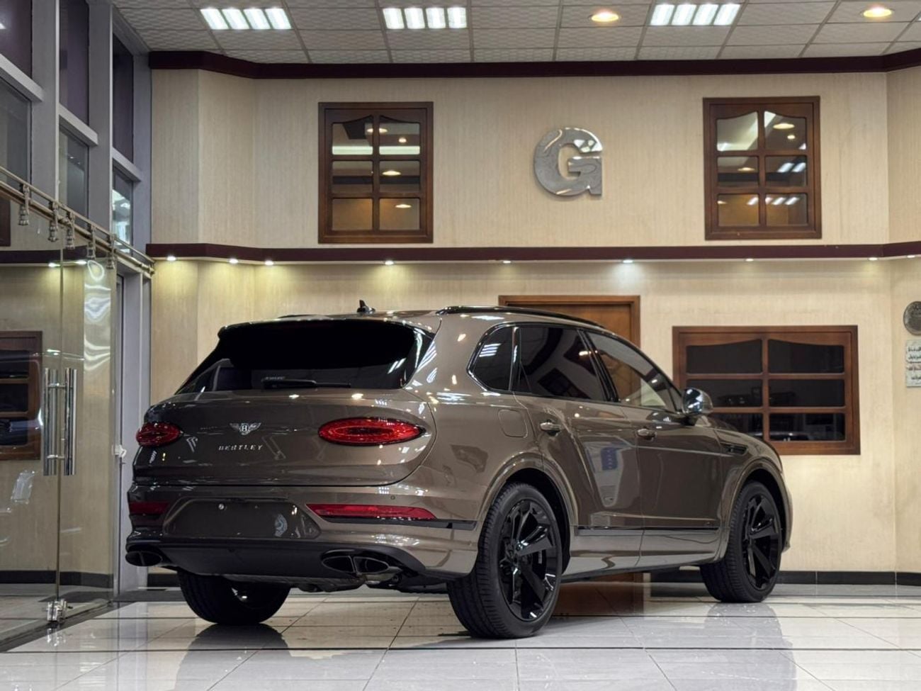 Bentley Bentayga AZURE