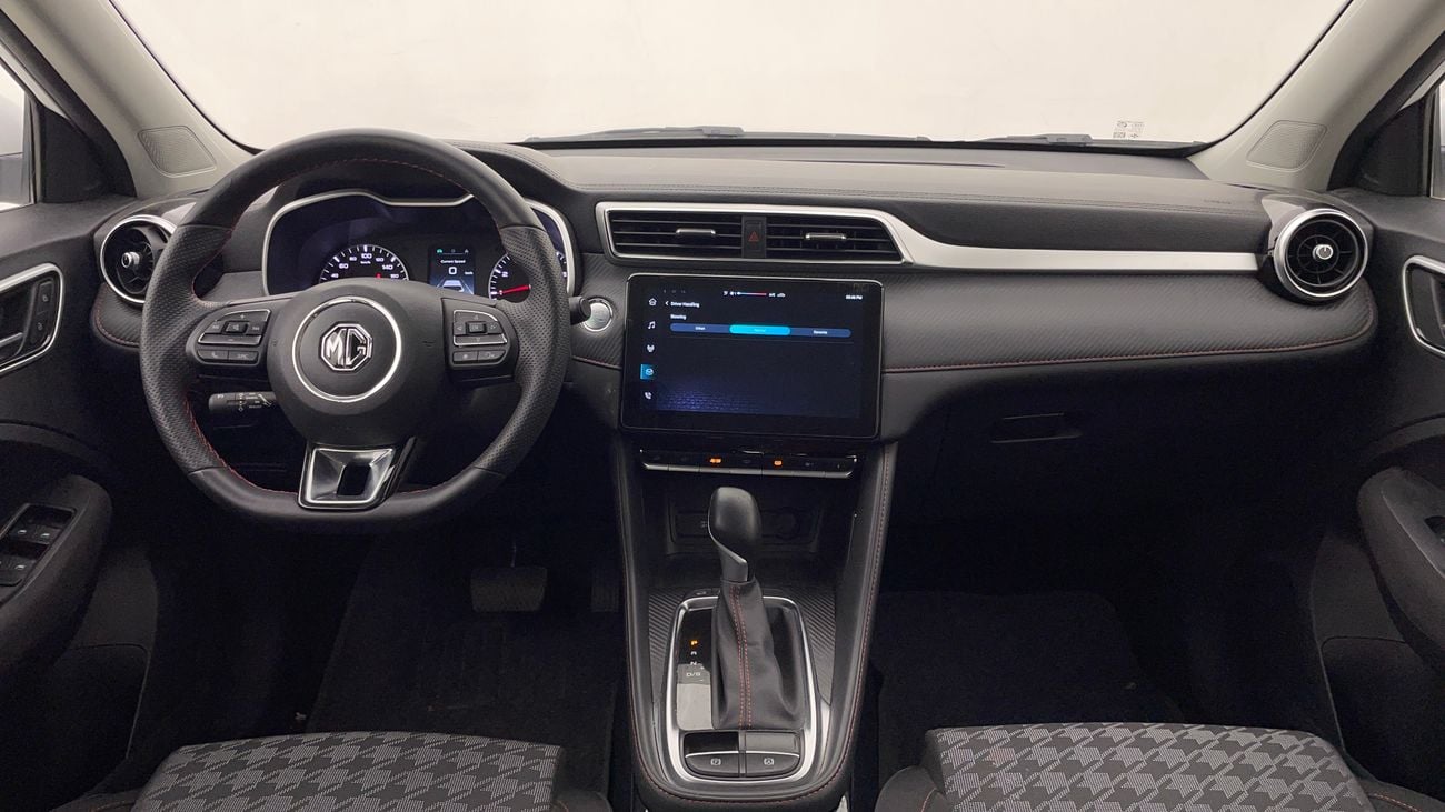 أم جي ZS STD 1.5 | بدون دفعة مقدمة | اختبار القيادة في المنزل