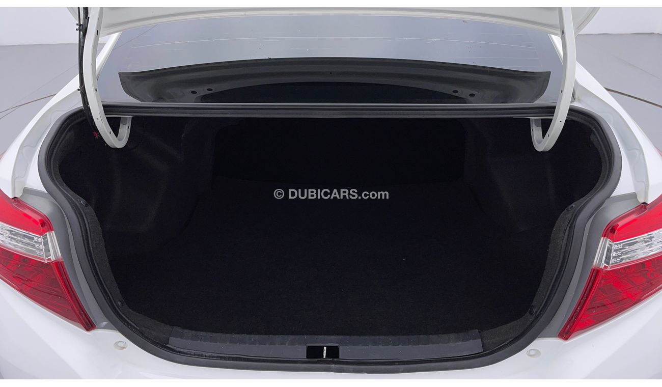 تويوتا يارس SE / E 1.5 | بدون دفعة مقدمة | اختبار قيادة مجاني للمنزل