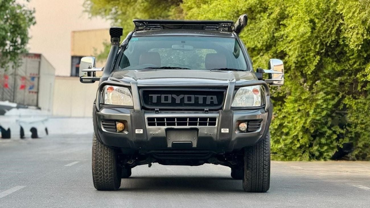تويوتا برادو OFF ROAD MODIFIED | 3.0L | MANUAL TRANSMISSION | AIR SNORKEL | LEATHER SEATS |