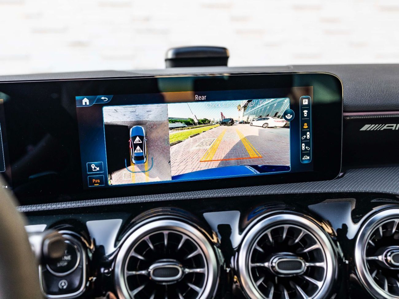 Mercedes-Benz A 35 AMG Std 2.0L