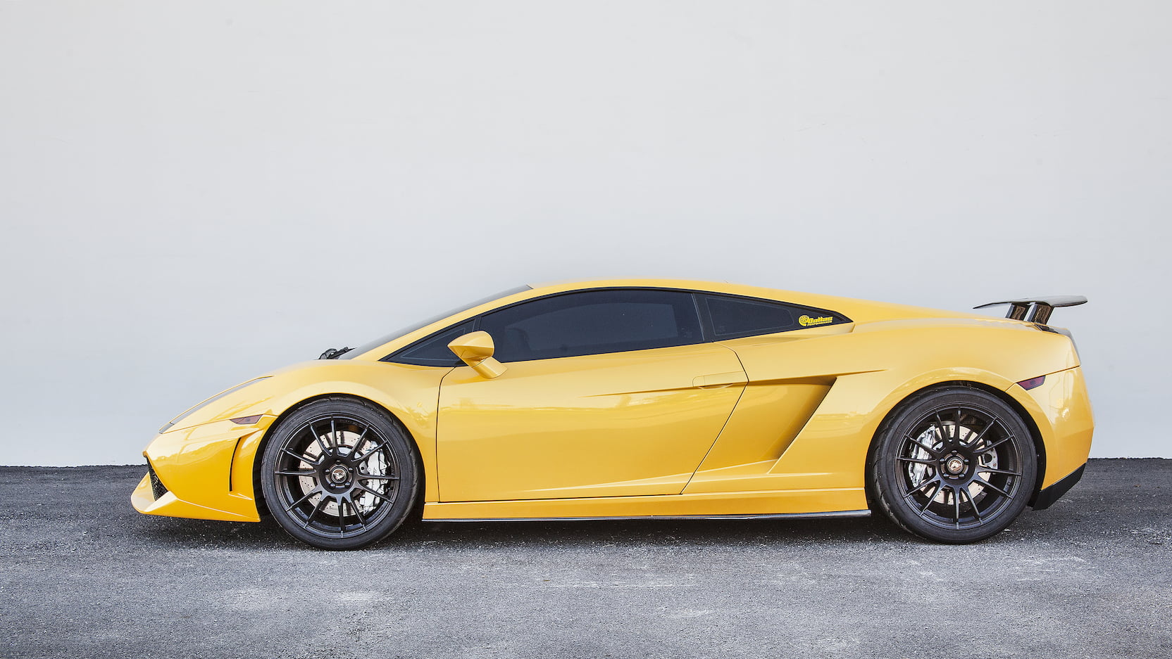 Lamborghini Gallardo exterior - Side Profile